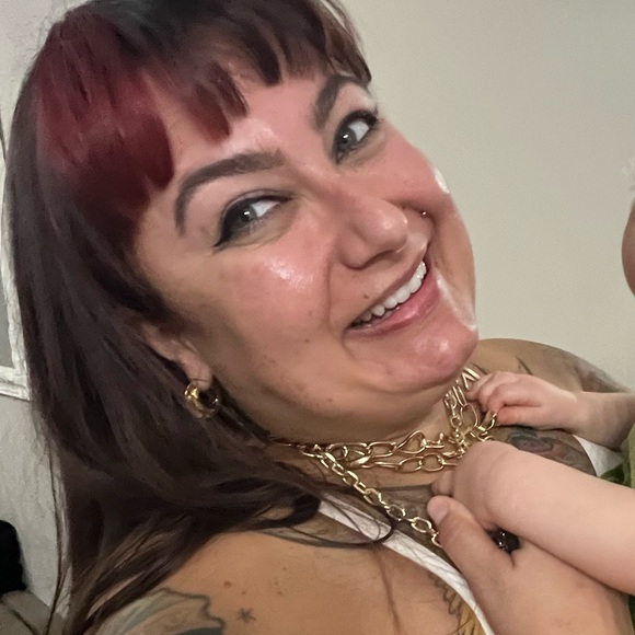 Meet your Posher, Vanessa - Picture 1 of 1